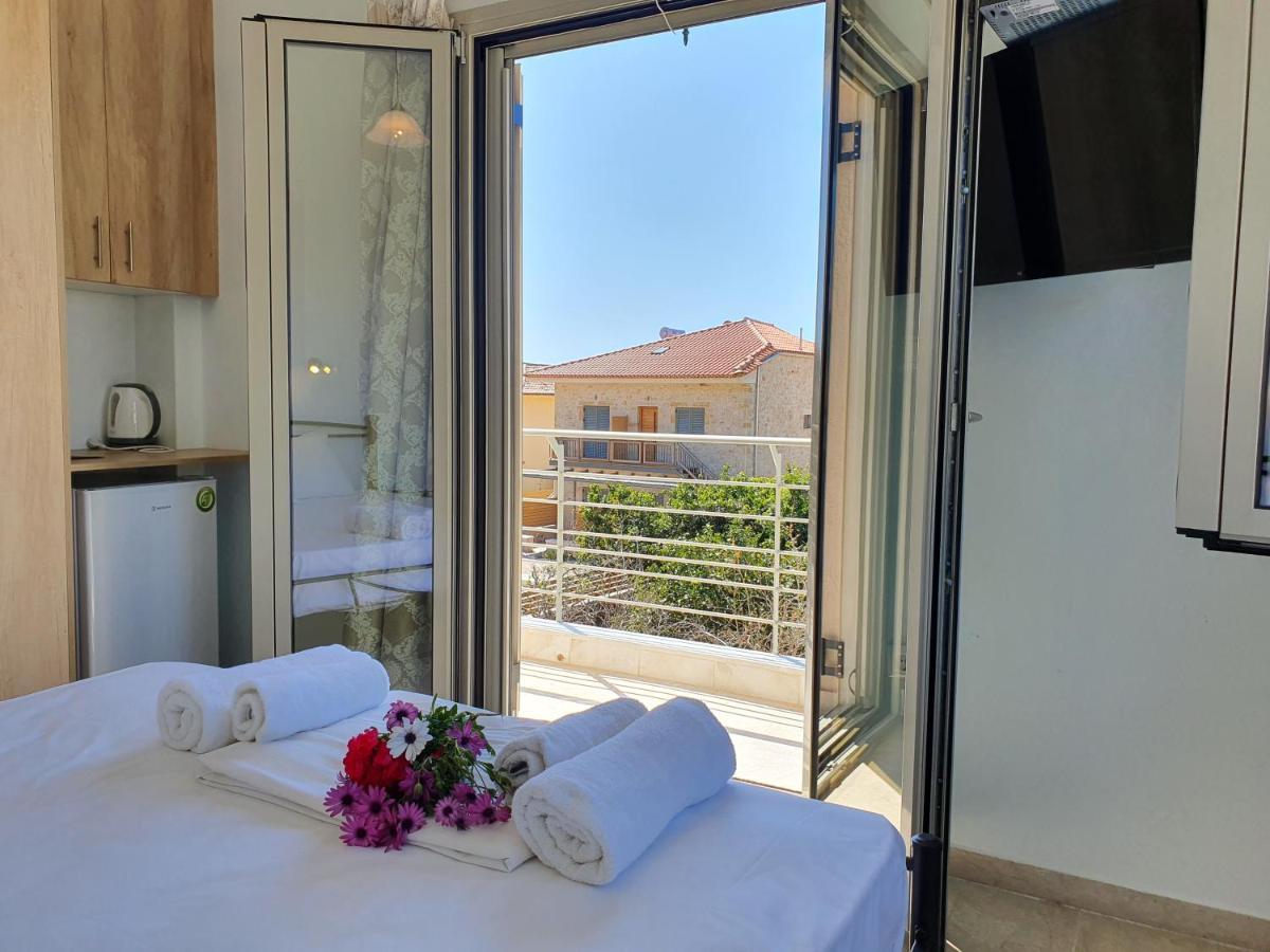 Stoúpa Tasos Rooms מראה חיצוני תמונה